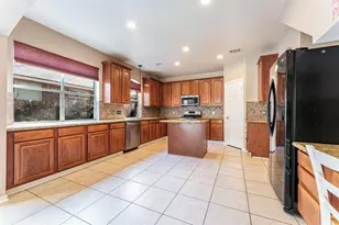 182 N Wimberly Way, The Woodlands, TX 77385 - Photo 12
