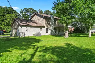 204 Pine Valley St, Huntsville, TX 77320 - Photo 30