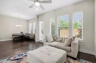 2007 Tarfite Pl W, Houston, TX 77077 - Photo 4