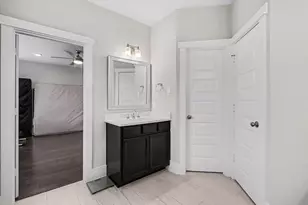 2007 Tarfite Pl, Houston, TX 77077 - Photo 14