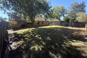 3818 Knotty Oaks Trail, Houston, TX 77045 - Photo 12