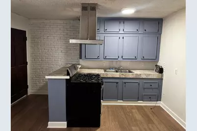 5526 Stonewall Street #D, Houston, TX 77020 - Photo 2