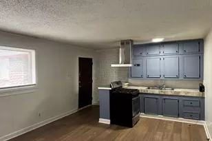 5526 Stonewall St, Houston, TX 77020 - Photo 1