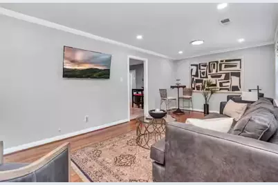 2107 Wakefield Drive, Houston, TX 77018 - Photo 8