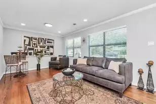 2107 Wakefield Dr, Houston, TX 77018 - Photo 4