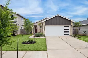 3004 Ludgate Hill Ln, Houston, TX 77047 - Photo 1