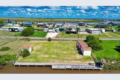 355 Cr 202 Gulfview, Sargent, TX 77414 - Photo 1