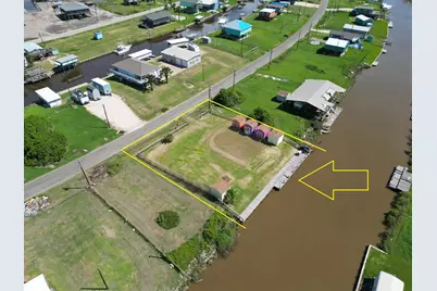 355 Cr 202 Gulfview, Sargent, TX 77414 - Photo 8