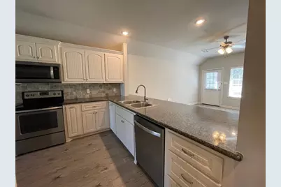 13089 Vega Court, Willis, TX 77318 - Photo 8