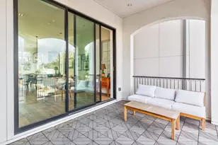 5929 Cottage Grove Lake Dr, Houston, TX 77007 - Photo 1