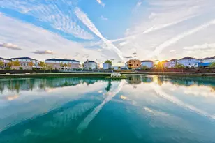 5929 Cottage Grove Lake Dr, Houston, TX 77007 - Photo 2