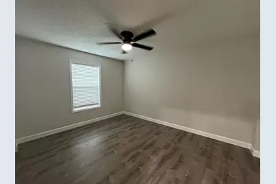 11 Carol Court #B, Brookshire, TX 77423 - Photo 4