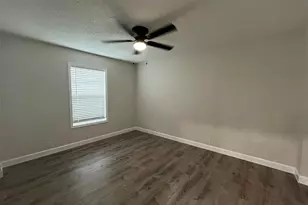 11 Carol Ct, Brookshire, TX 77423 - Photo 4