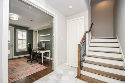 5629 Cohn Meadow, Houston, TX 77007 - Photo 4