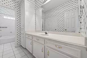 8023 Oakwood Hollow St, Houston, TX 77040 - Photo 38