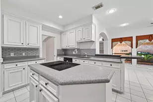 8023 Oakwood Hollow St, Houston, TX 77040 - Photo 28