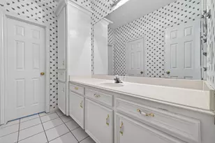 8023 Oakwood Hollow St, Houston, TX 77040 - Photo 40