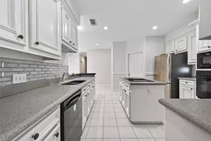 8023 Oakwood Hollow St, Houston, TX 77040 - Photo 16
