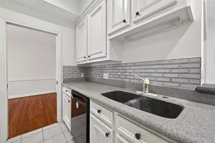 8023 Oakwood Hollow St, Houston, TX 77040 - Photo 22