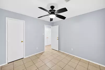 2135 Falling Oaks Road, Houston, TX 77038 - Photo 12