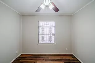 7226 Gore Dr, Houston, TX 77016 - Photo 16