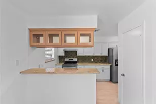 5607 Viking Dr, Houston, TX 77092 - Photo 6