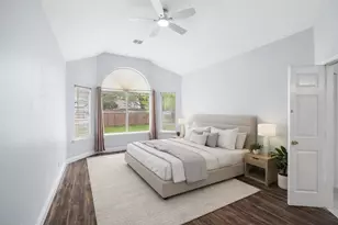 2623 Pine Shadows Dr, Sugar Land, TX 77479 - Photo 4