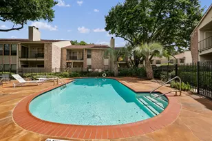 8100 Cambridge St, Houston, TX 77054 - Photo 2