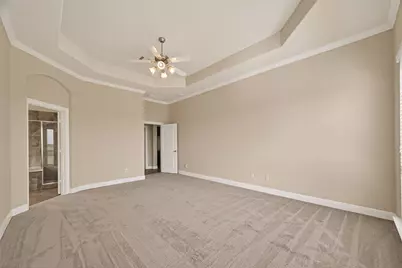 11602 Kings Point Boulevard, Mont Belvieu, TX 77535 - Photo 10