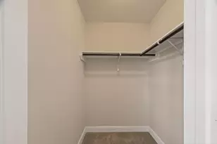 11602 Kings Point Blvd, Dayton, TX 77535 - Photo 36