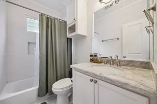543 W 22nd St, Houston, TX 77008 - Photo 32