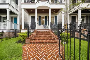 543 W 22nd St, Houston, TX 77008 - Photo 2