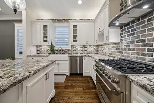 543 W 22nd St, Houston, TX 77008 - Photo 8