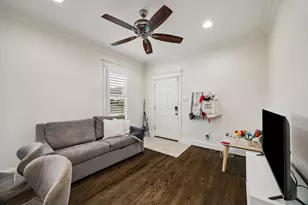 543 W 22nd St, Houston, TX 77008 - Photo 30