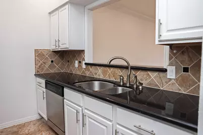 290 Wilcrest Drive, Houston, TX 77042 - Photo 6