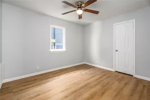 901 Bonita St, Bayou Vista, TX 77563 - Photo 8