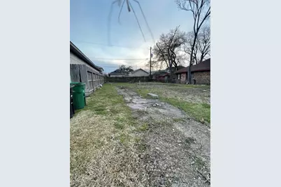 2710 Wheeler Street, Houston, TX 77004 - Photo 2