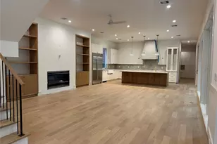 1140 Waverly St, Houston, TX 77008 - Photo 2