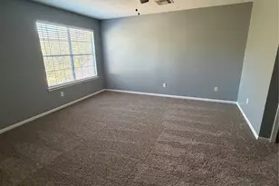 4623 Mi Castillo Ct, Houston, TX 77045 - Photo 16