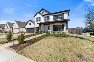10027 Golden Woods Dr, Missouri City, TX 77459 - Photo 2
