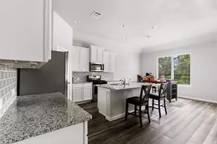 18111 Humber River Ln, Houston, TX 77044 - Photo 10
