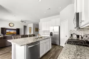 18111 Humber River Ln, Houston, TX 77044 - Photo 12