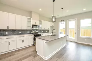 6708 Parker Grv Ln, Houston, TX 77076 - Photo 8