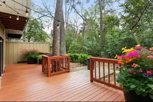 148 Sugar Berry Cir, Houston, TX 77024 - Photo 2