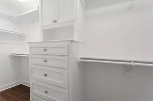 148 Sugar Berry Cir, Houston, TX 77024 - Photo 12