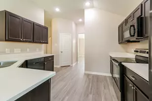 603 Lake View Dr, Montgomery, TX 77356 - Photo 8