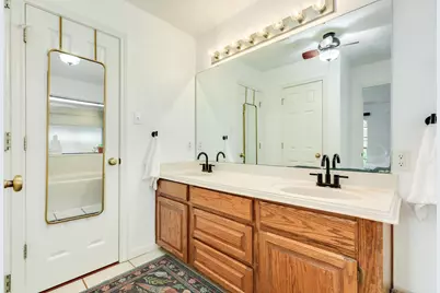 203 Washington Avenue, Clute, TX 77531 - Photo 24