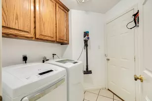 203 Washington Ave, Clute, TX 77531 - Photo 22