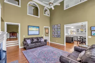 2018 Island Oak St, Houston, TX 77062 - Photo 16