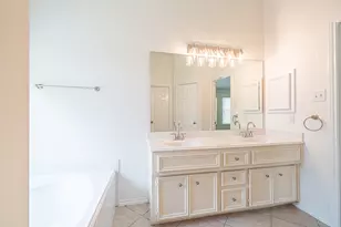 2111 Sailwind Dr, Pearland, TX 77584 - Photo 20